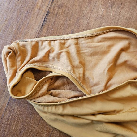 bleu rod beattie one piece swimsuit Size 10 Gold Ruffle Coast To Coast Plunge - Picture 5 of 8